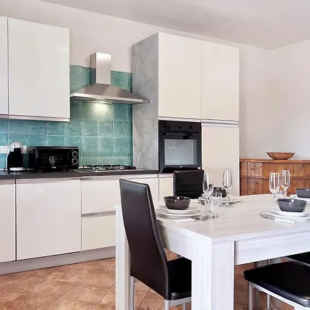 Terrace - - Semplice Apartament